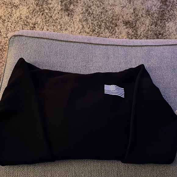 Black Youth XL Ludington, MI Hooded Sweatshirt - Picture 1 of 8